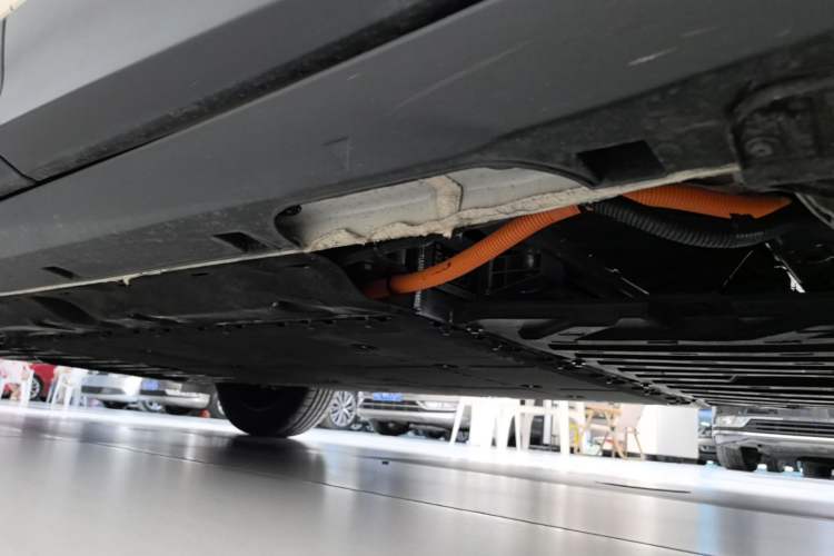 Used Geely Galaxy Geome 2026 Model 310km Youth Edition Left Side Sill