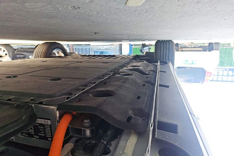 Used Geely Galaxy Geome 2026 310km Wind-Riding Edition Left Side Sill