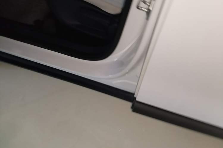 Used Geely Galaxy Geome 2026 Model 310km Youth Edition Left Side Sill