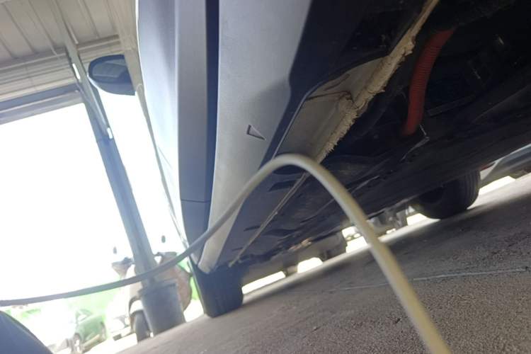 Used Geely Galaxy Geome 2026 Model 310km Youth Edition Left Side Sill
