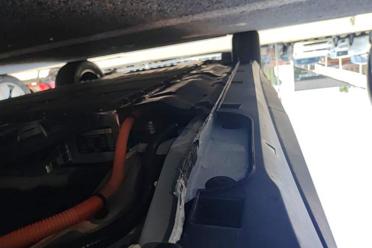 Used Geely Galaxy Geome 2026 Model 310km Youth Edition Left Side Sill