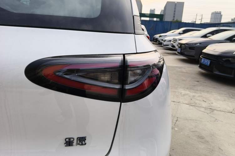 Used Geely Galaxy Geome 2026 Model 310km Youth Edition Right Rear Taillight
