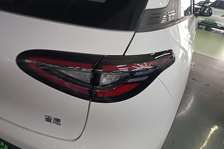 Used Geely Galaxy Geome 2026 Model 310km Youth Edition Right Rear Taillight