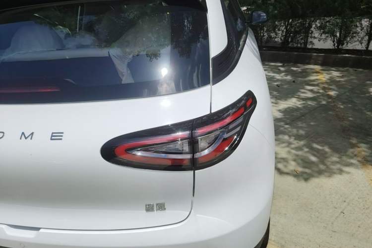 Used Geely Galaxy Geome 2026 Model 310km Youth Edition Right Rear Taillight