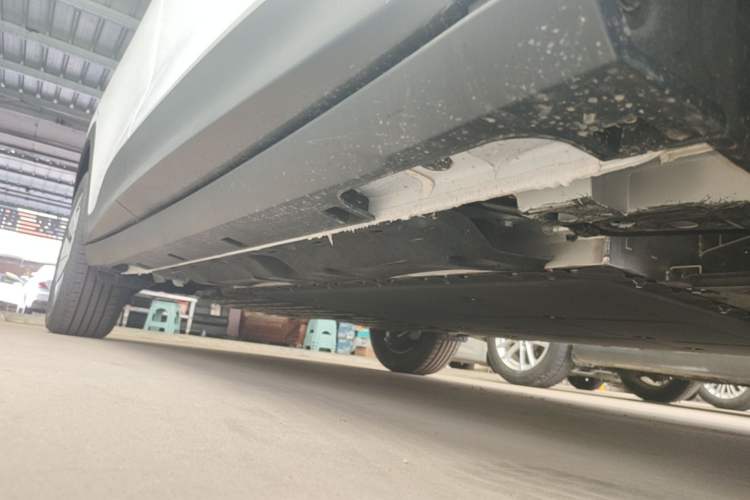 Used Geely Galaxy Geome 2026 Model 310km Youth Edition Right Side Sill