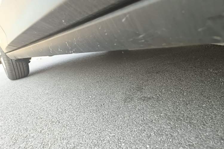 Used Geely Galaxy Geome 2026 Model 310km Youth Edition Right Side Sill