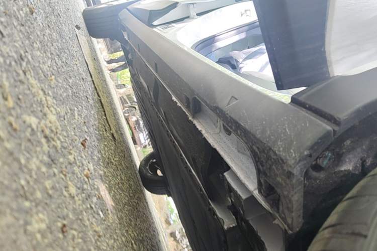 Used Geely Galaxy Geome 2026 Model 310km Youth Edition Right Side Sill