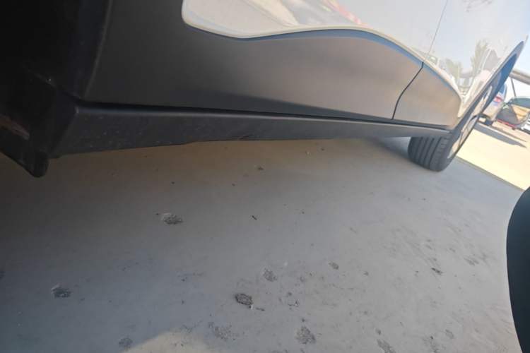 Used Geely Galaxy Geome 2026 Model 310km Youth Edition Right Side Sill
