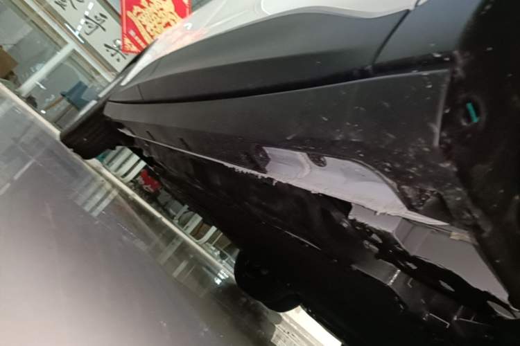 Used Geely Galaxy Geome 2026 Model 310km Youth Edition Right Side Sill
