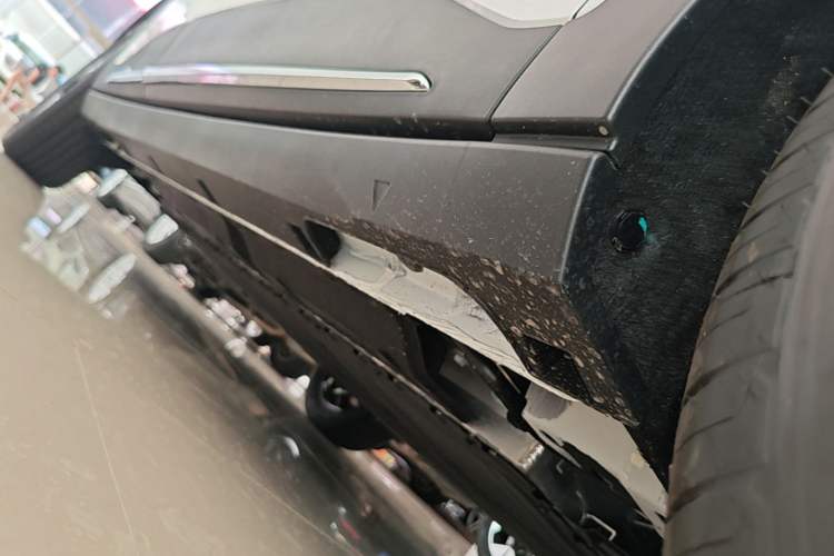 Used Geely Galaxy Geome 2026 410km Wind-Riding Edition Right Side Sill