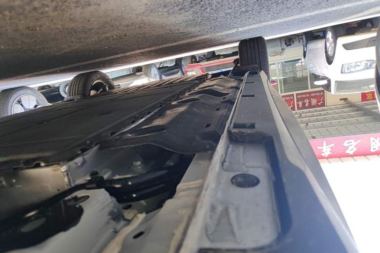 Used Geely Galaxy Geome 2026 Model 310km Youth Edition Right Side Sill