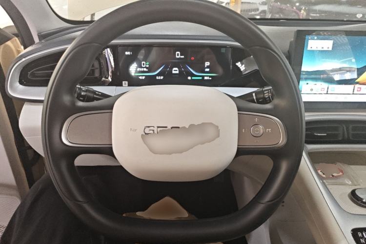 Used Geely Galaxy Geome 2026 Model 410km Carefree Edition Steering Wheel