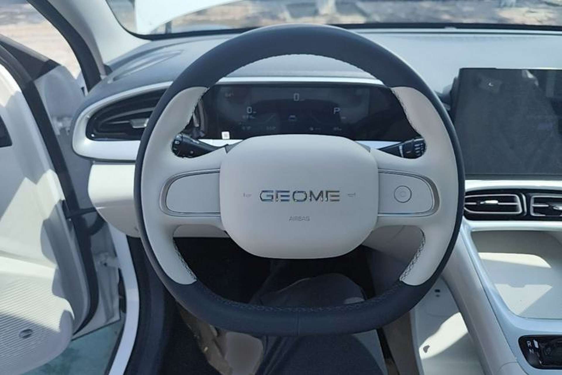 Used Geely Galaxy Geome 2026 Model 310km Youth Edition Steering Wheel