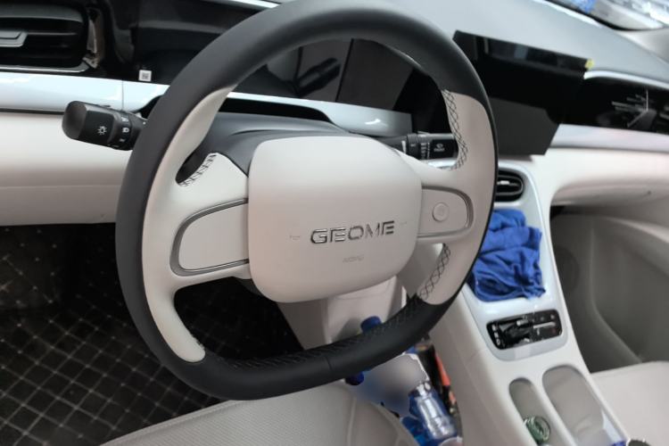 Used Geely Galaxy Geome 2026 Model 310km Youth Edition Steering Wheel