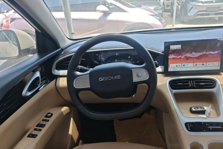 Used Geely Galaxy Geome 2026 Model 410km Carefree Edition Steering Wheel