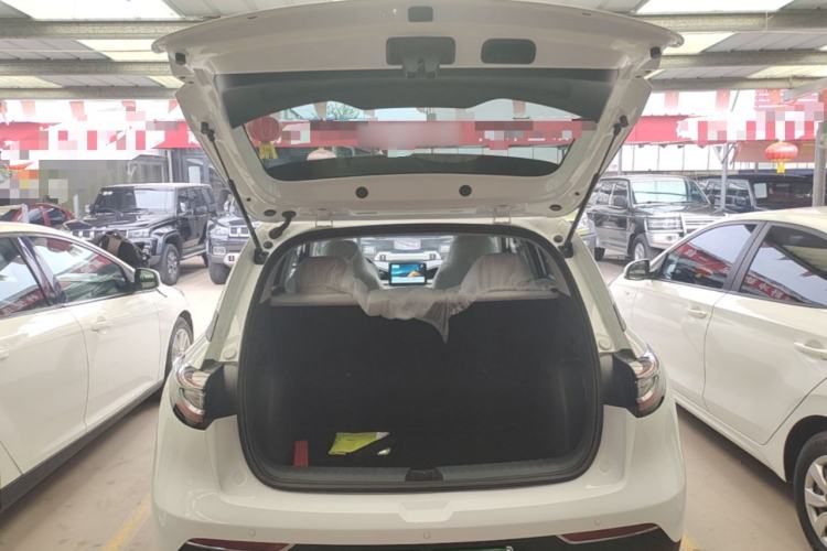 Used Geely Galaxy Geome 2026 Model 310km Youth Edition Trunk