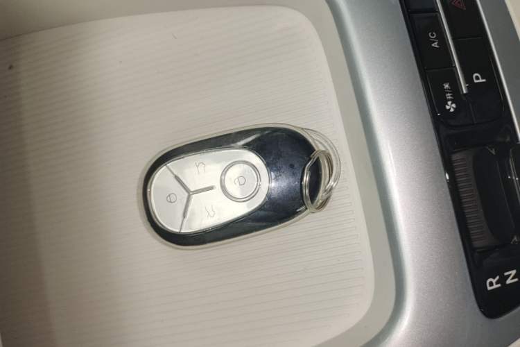 Used Geely Galaxy Geome 2026 Model 310km Youth Edition Vehicle Key
