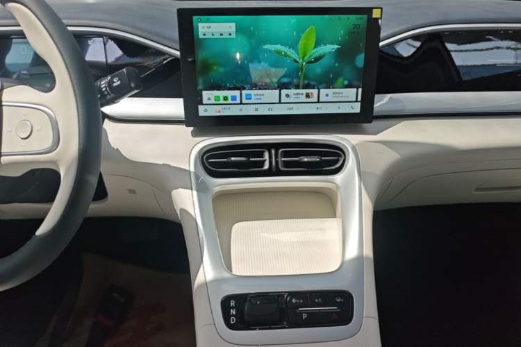 Used Geely Galaxy Geome 2026 Model 310km Youth Edition Audio And AC Panel