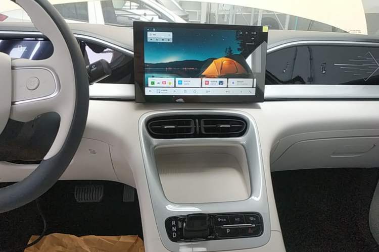 Used Geely Galaxy Geome 2026 Model 310km Youth Edition Audio And AC Panel