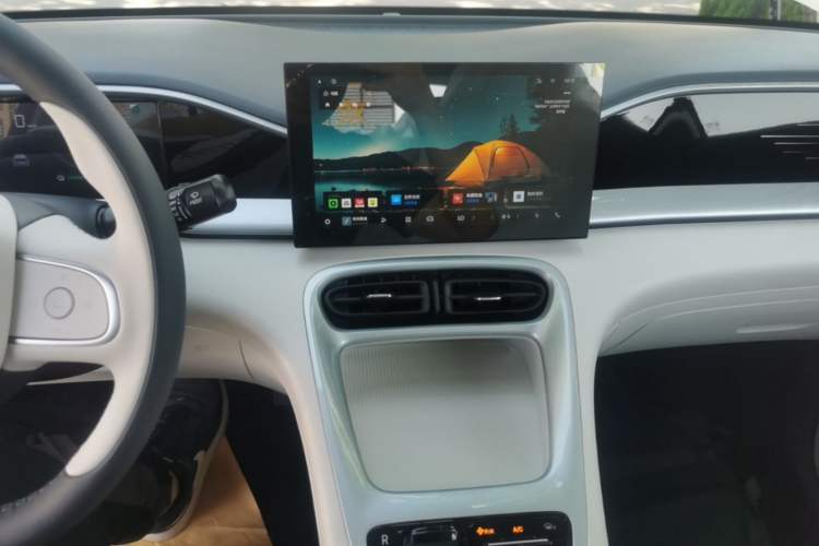 Used Geely Galaxy Geome 2026 Model 310km Youth Edition Audio And AC Panel