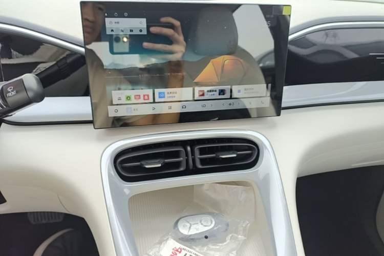 Used Geely Galaxy Geome 2026 Model 310km Youth Edition Audio And AC Panel