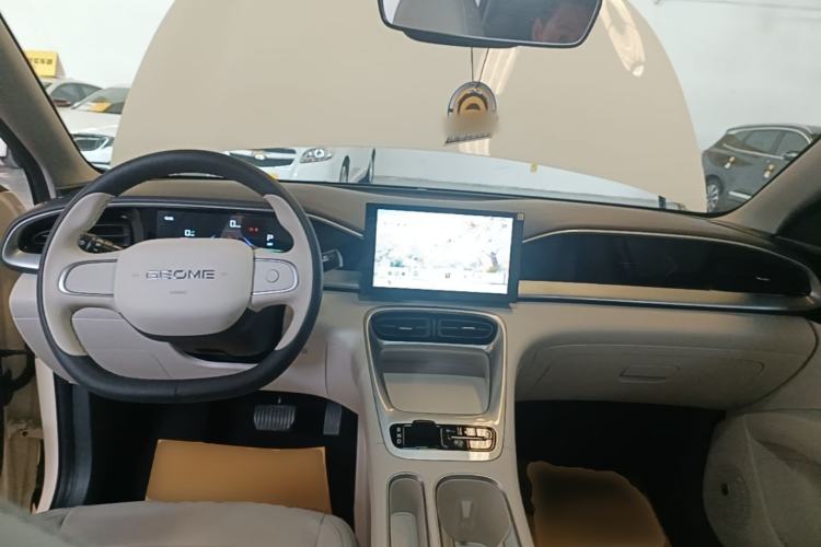 Used Geely Galaxy Geome 2026 Model 310km Youth Edition Center Console