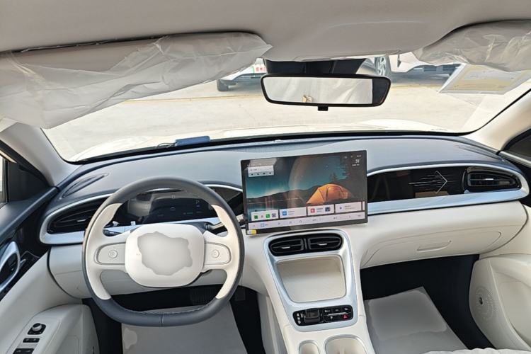 Used Geely Galaxy Geome 2026 Model 310km Dream Edition Center Console