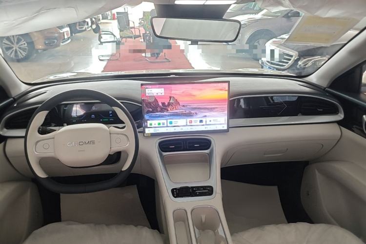 Used Geely Galaxy Geome 2026 Model 310km Dream Edition Center Console