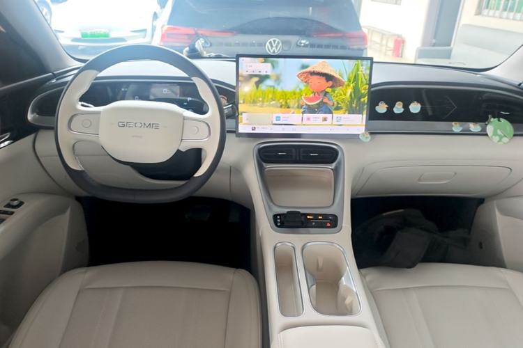 Used Geely Galaxy Geome 2026 Model 310km Dream Edition Center Console