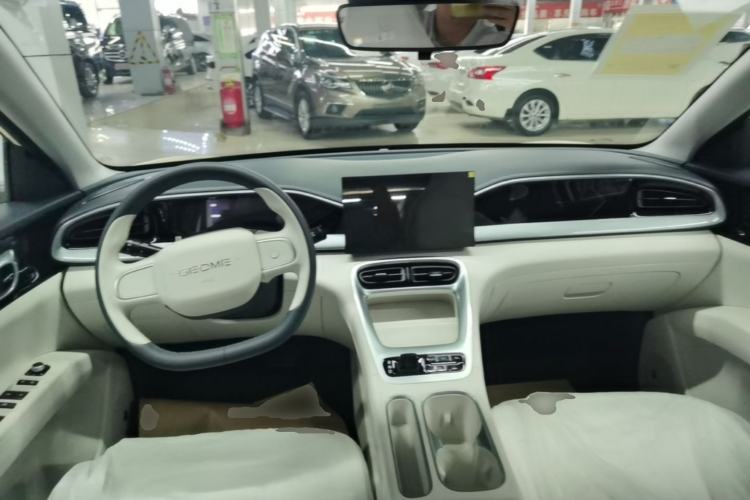Used Geely Galaxy Geome 2026 Model 310km Youth Edition Center Console