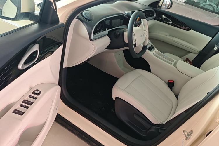 Used Geely Galaxy Geome 2026 Model 310km Youth Edition Driver Seat