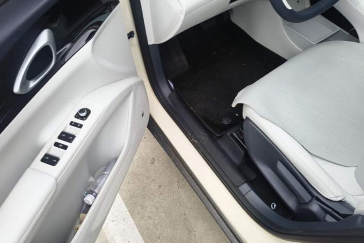 Used Geely Galaxy Geome 2026 Model 310km Youth Edition Driver Seat
