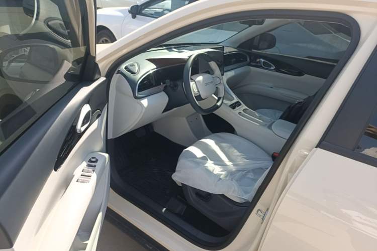 Used Geely Galaxy Geome 2026 Model 310km Dream Edition Driver Seat