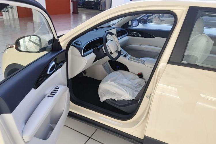 Used Geely Galaxy Geome 2026 Model 310km Dream Edition Driver Seat