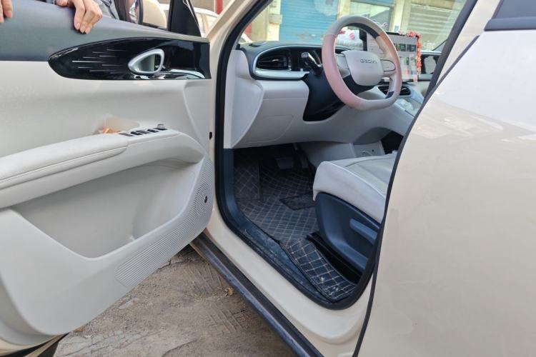 Used Geely Galaxy Geome 2026 Model 410km Freedom Edition Driver Seat