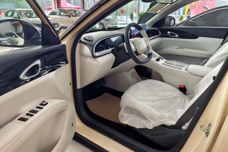 Used Geely Galaxy Geome 2026 Model 310km Dream Edition Driver Seat