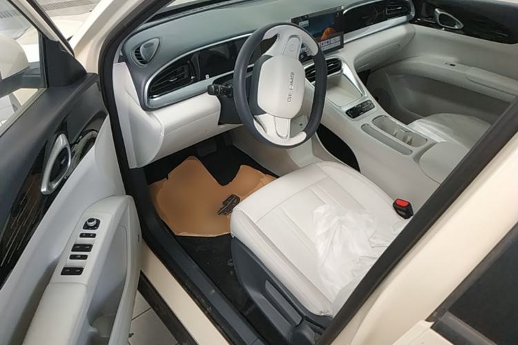 Used Geely Galaxy Geome 2026 Model 310km Youth Edition Driver Seat