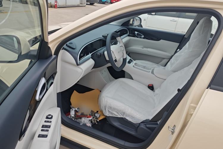 Used Geely Galaxy Geome 2026 Model 310km Youth Edition Driver Seat