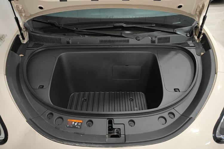 Used Geely Galaxy Geome 2026 Model 310km Youth Edition Engine Bay