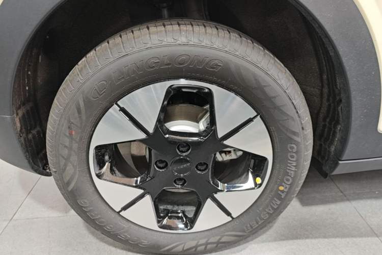 Used Geely Galaxy Geome 2026 Model 310km Dream Edition Exterior 3