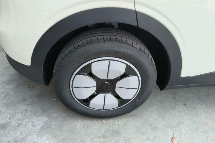 Used Geely Galaxy Geome 2026 Model 310km Youth Edition Exterior 5