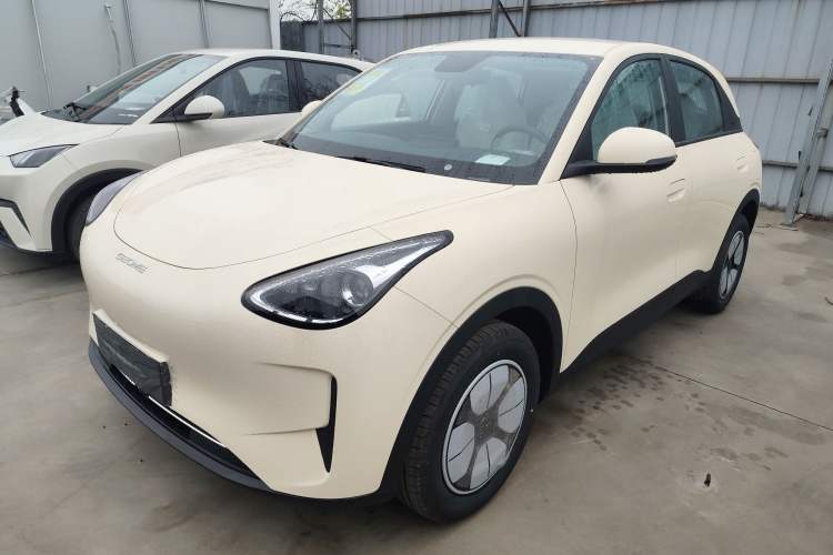 Used Geely Galaxy Geome 2026 Model 310km Youth Edition Front Left 45 Deg