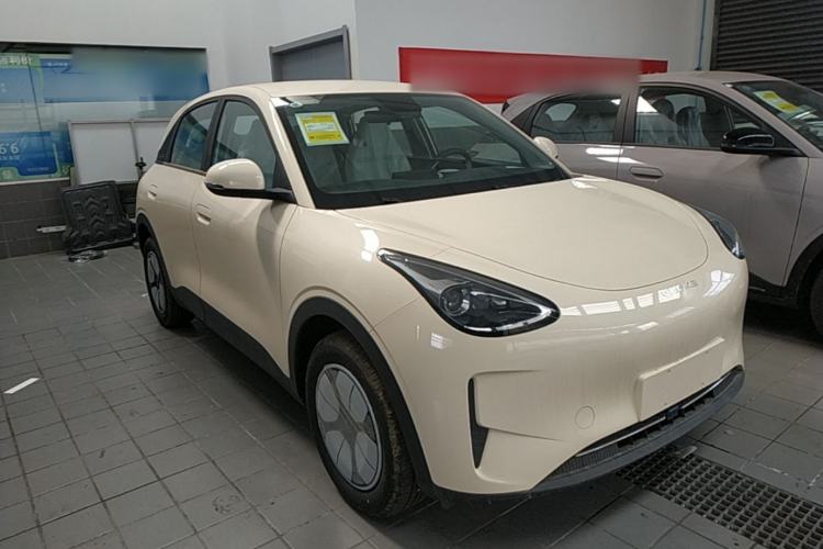 Used Geely Galaxy Geome 2026 Model 310km Youth Edition Front Right 45 Deg