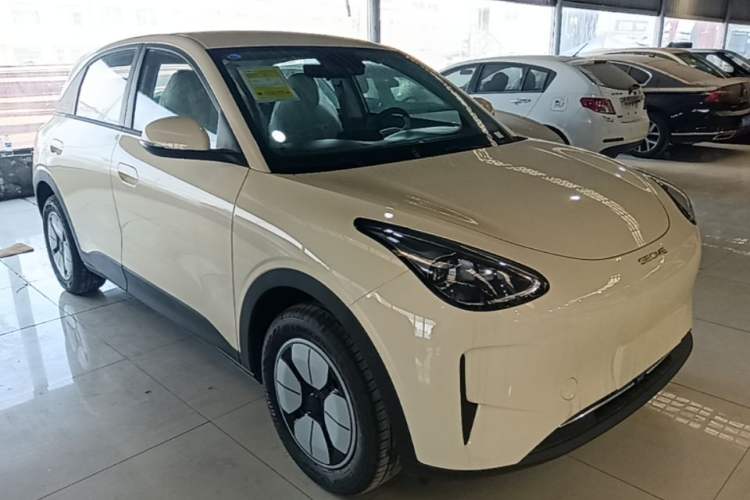 Used Geely Galaxy Geome 2026 Model 310km Youth Edition Front Right 45 Deg