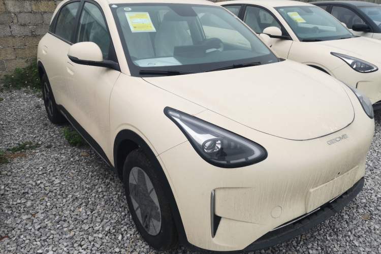 Used Geely Galaxy Geome 2026 Model 310km Dream Edition Front Right 45 Deg