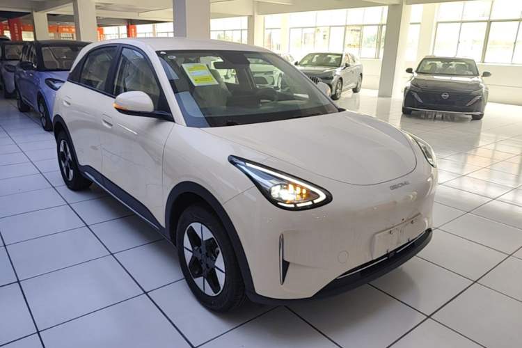 Used Geely Galaxy Geome 2026 Model 310km Dream Edition Front Right 45 Deg