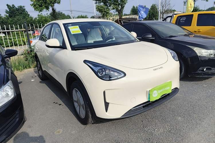 Used Geely Galaxy Geome 2026 Model 310km Youth Edition Front Right 45 Deg