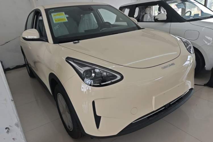 Used Geely Galaxy Geome 2026 Model 310km Youth Edition Front Right 45 Deg