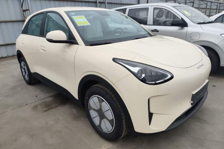 Used Geely Galaxy Geome 2026 Model 310km Youth Edition Front Right 45 Deg