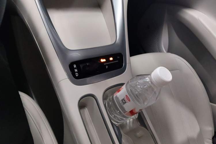 Used Geely Galaxy Geome 2026 Model 310km Youth Edition Gear Lever